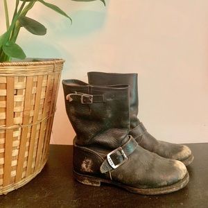 Frye Distressed Veronica Ankle Boots size 7
